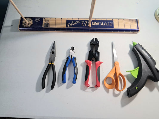 The Essential Tools Every Beginner Wreath Maker Needs